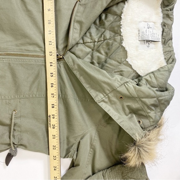 American Rag Utility Jacket Coat Green Zip Up Hooded Insulated Faux Fur Hood XL - Picture 9 of 11